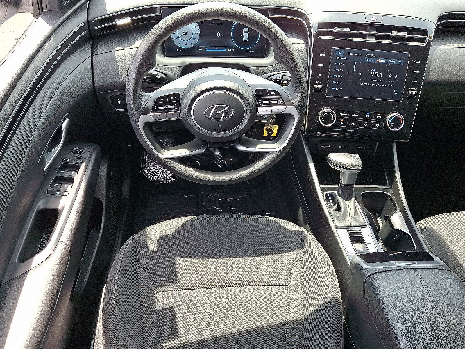 Used 2024 Hyundai Tucson SE AWD/4WD image 12