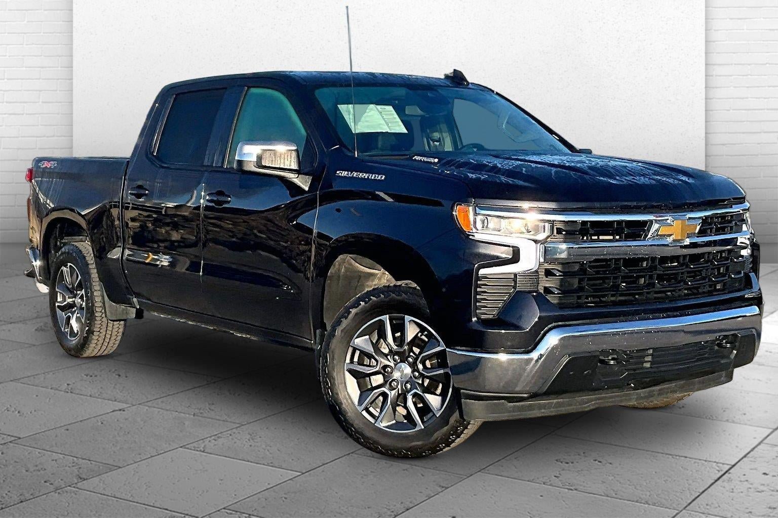 Used 2024 Chevrolet Silverado 1500 LT AWD/4WD image 1