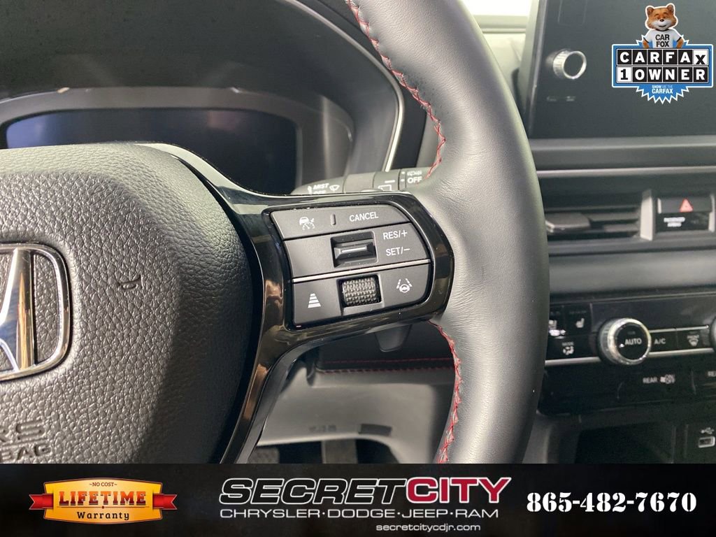 Used 2025 Honda Pilot Black Edition image 16