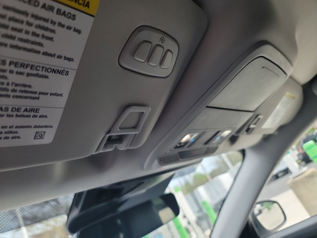 Used 2025 Ford Mustang Mach-E Select w/ Comfort Package Lite AWD/4WD image 16