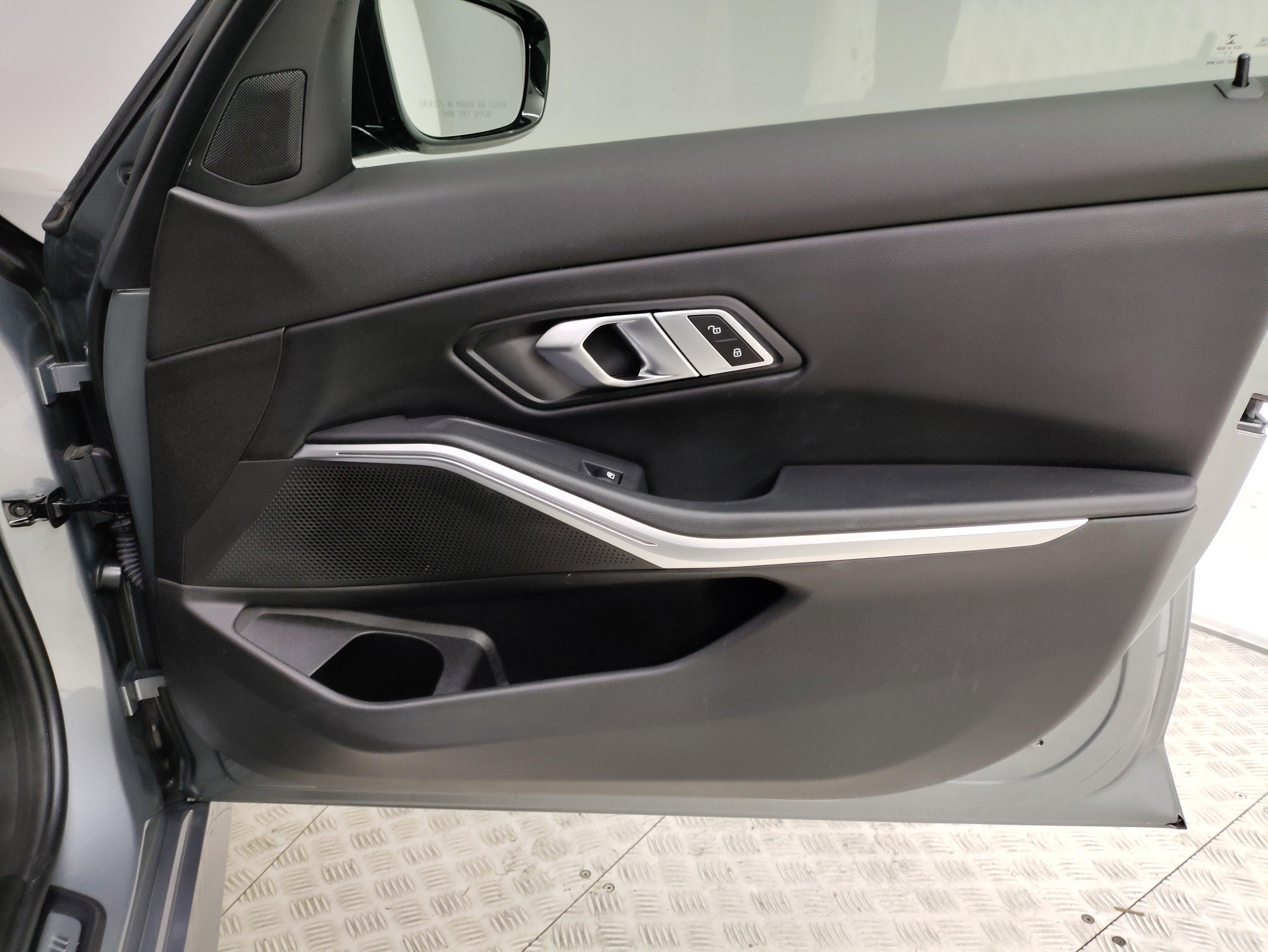 Certified 2023 BMW 330i Sedan w/ M Sport Package image 29