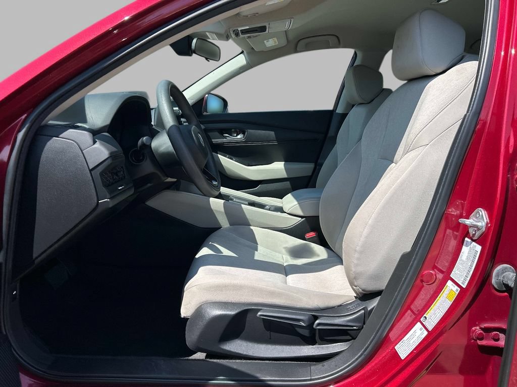 Used 2023 Honda Accord LX image 13