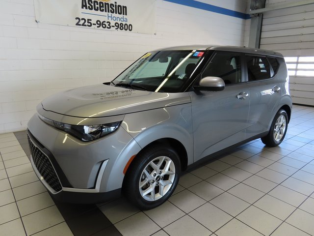 Used 2024 Kia Soul LX w/ Option Group 015 image 2