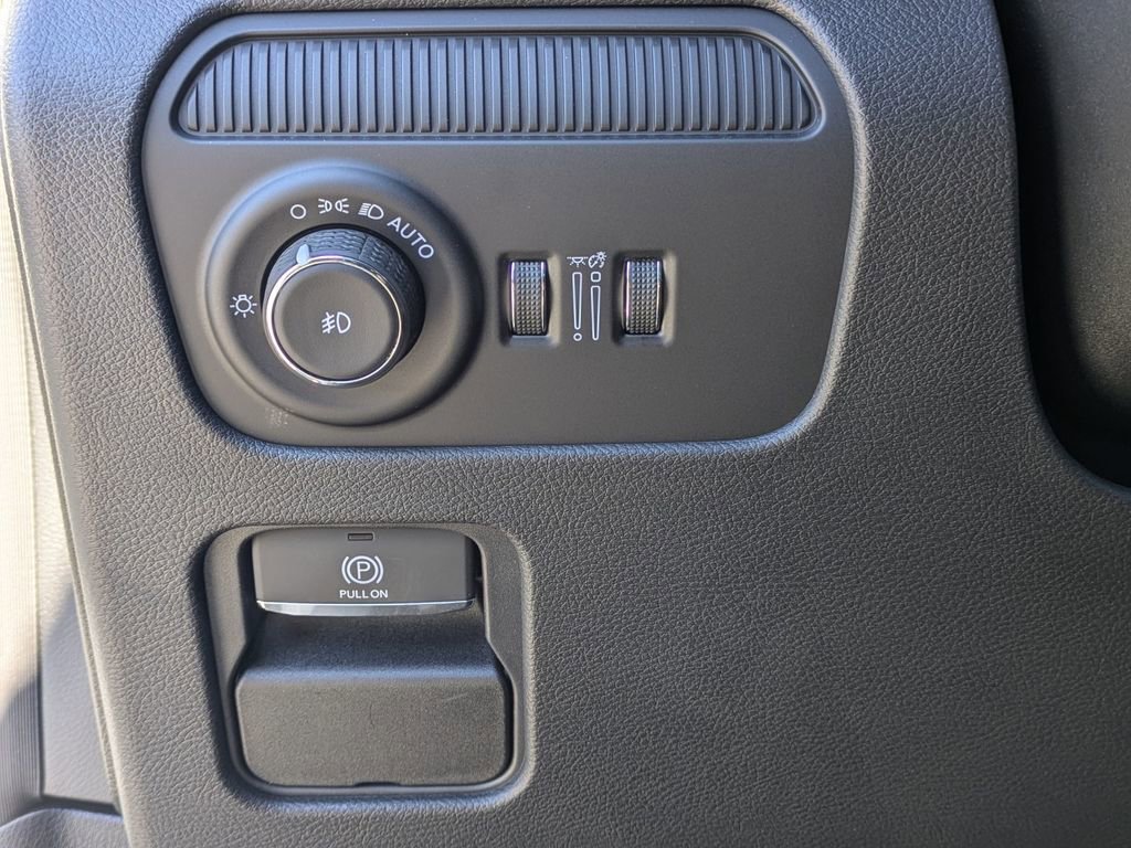 New 2025 Jeep Wagoneer Series II w/ Convenience Group I image 18