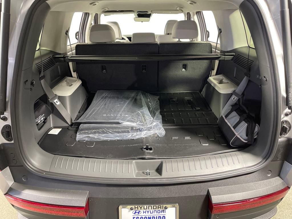 New 2026 Hyundai Santa Fe SE image 10