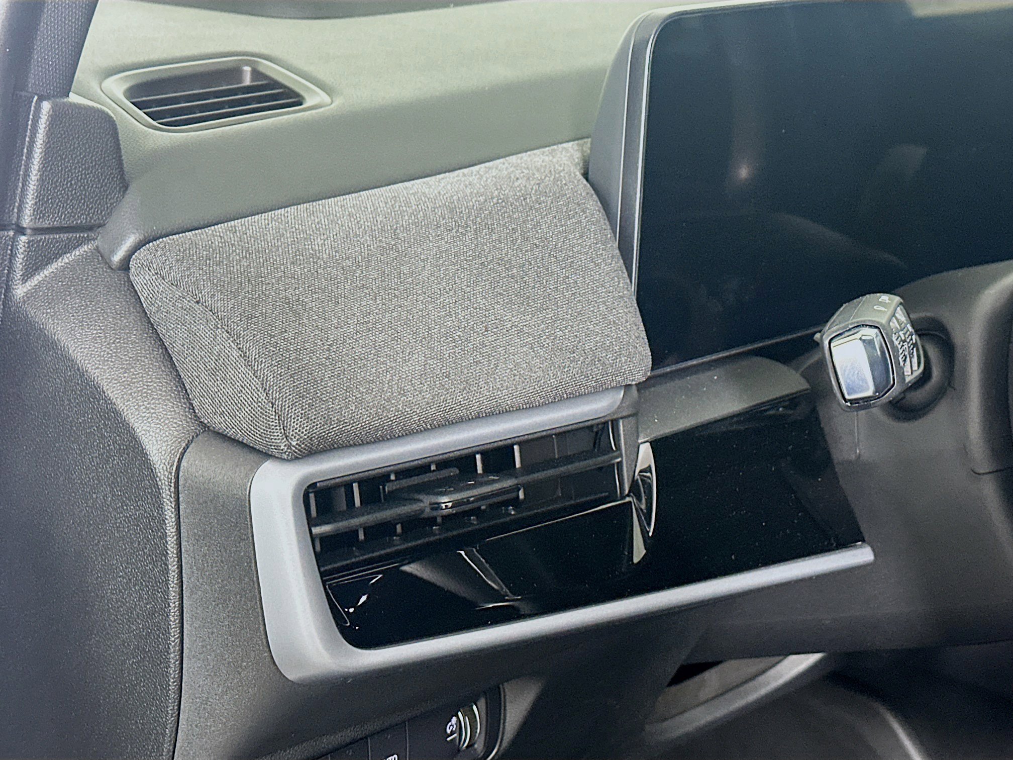 Used 2025 Honda Prologue Eco image 17