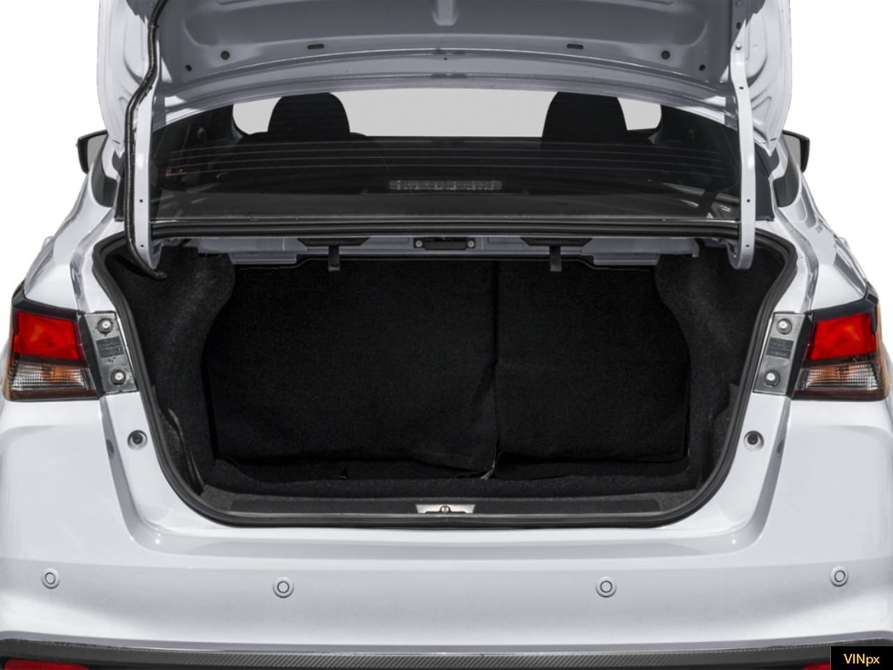 New 2025 Nissan Versa SR image 9