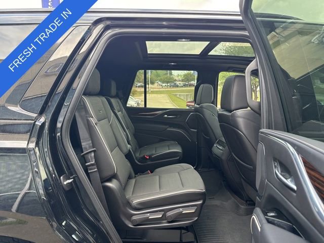 Used 2024 Cadillac Escalade Premium Luxury image 10