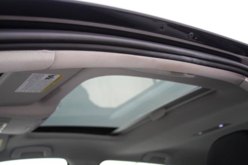 Used 2015 Volkswagen Golf TDI SEL FWD image 33