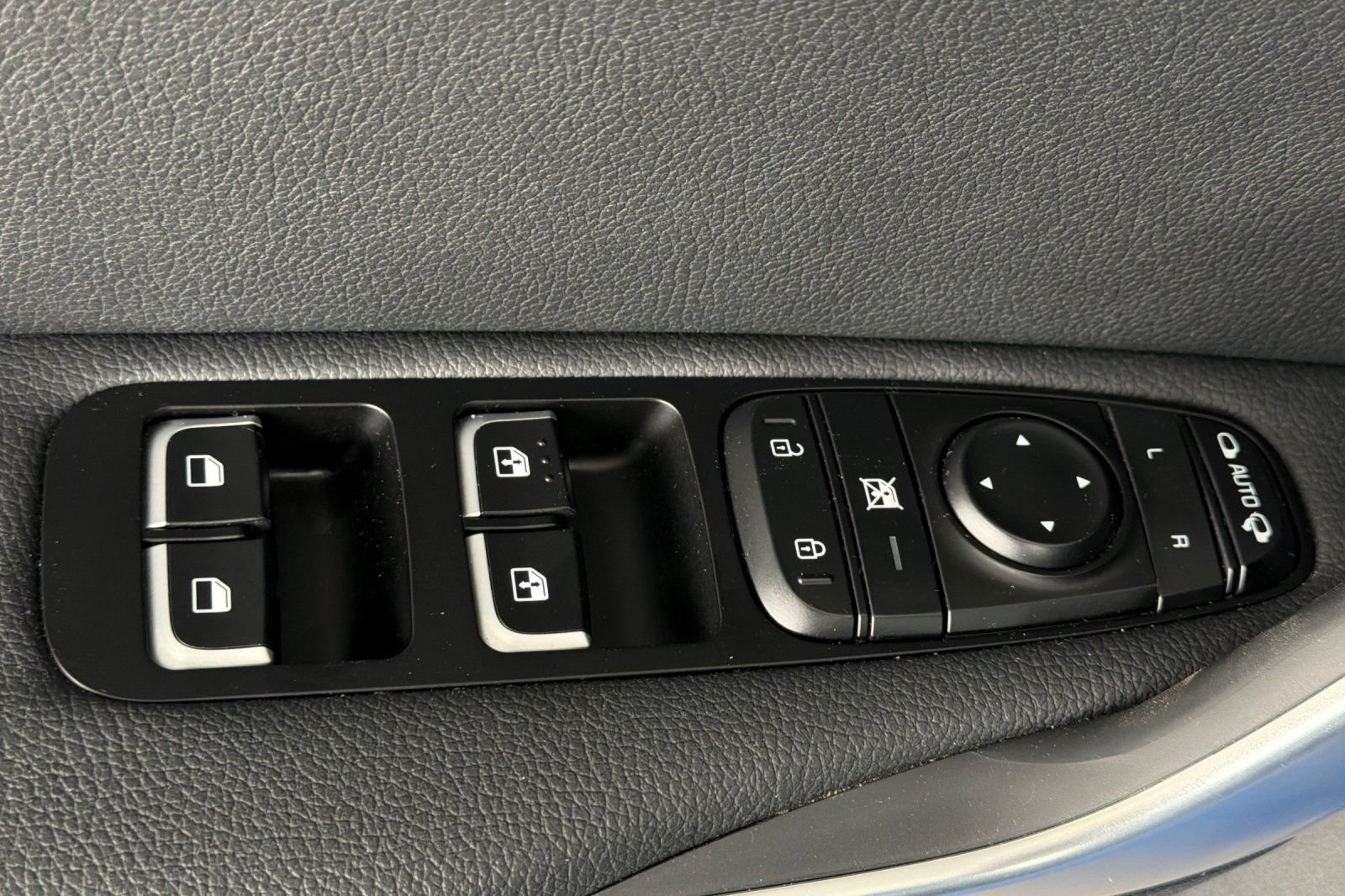 Used 2019 Kia Stinger GT RWD image 13