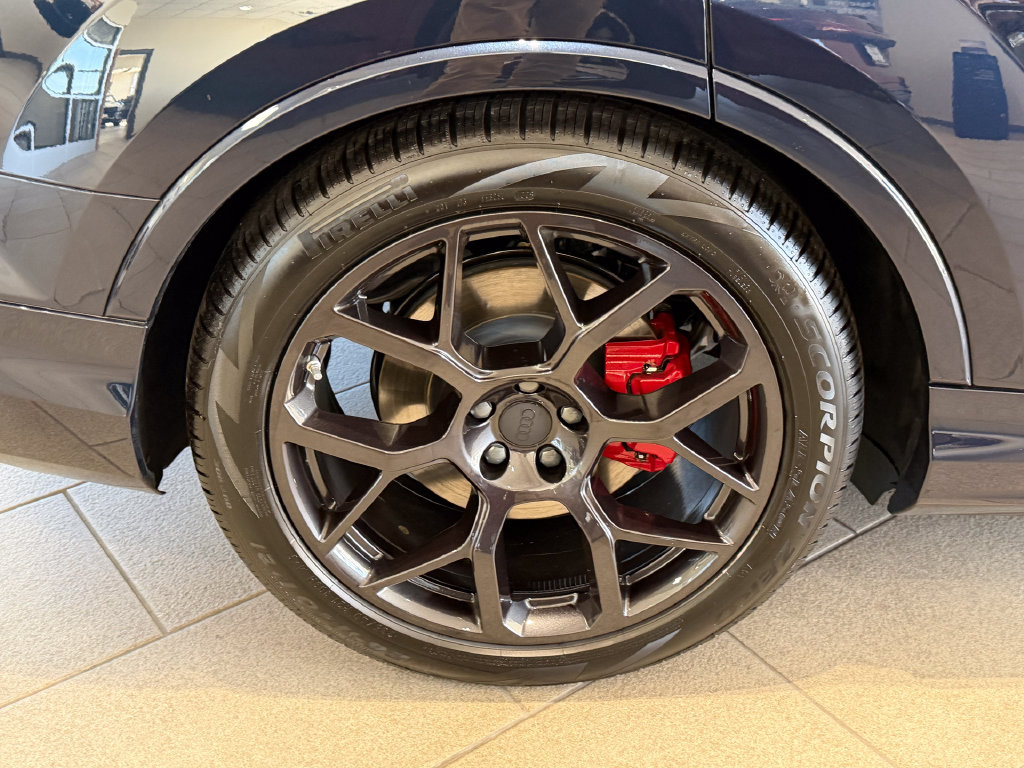New 2026 Audi SQ7 Prestige AWD/4WD image 5