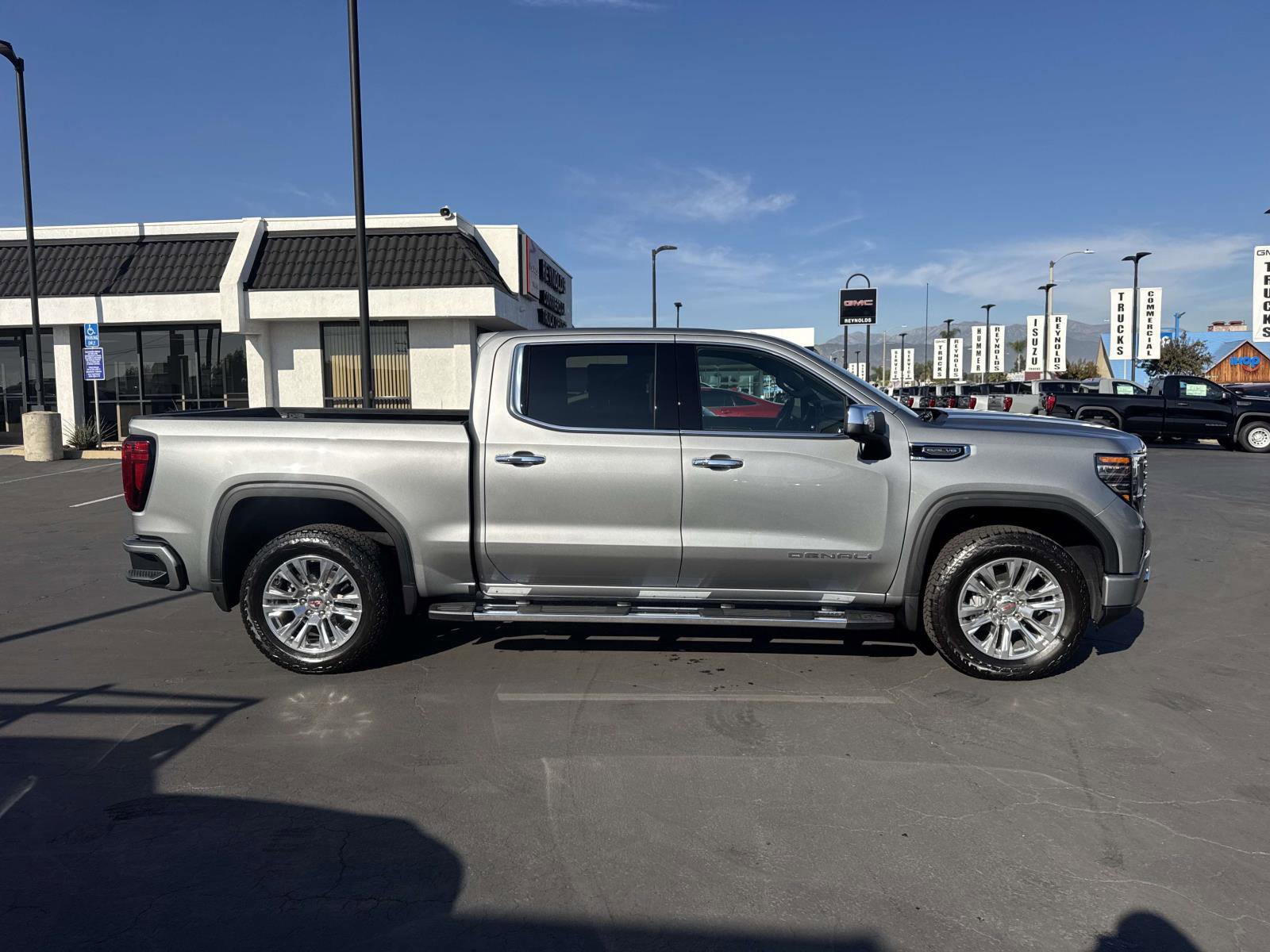 New 2026 GMC Sierra 1500 Denali w/ Technology Package image 4