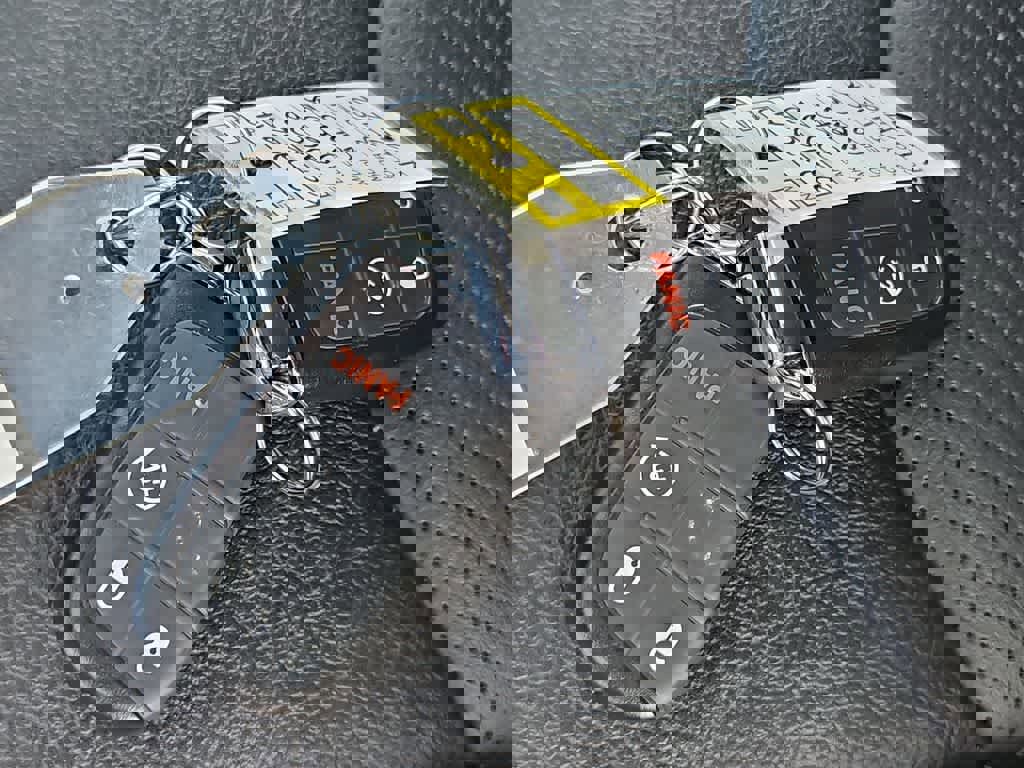 Used 2022 Jeep Compass Limited image 34