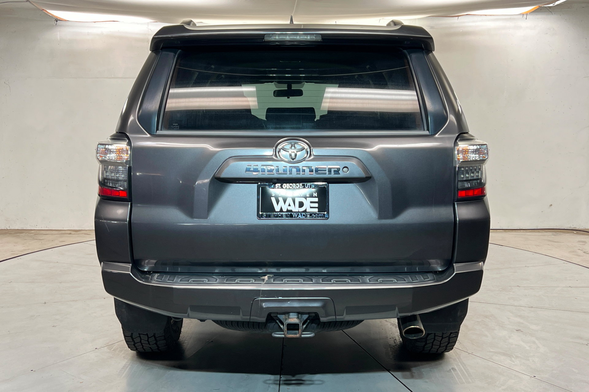 Certified 2019 Toyota 4Runner SR5 AWD/4WD image 5