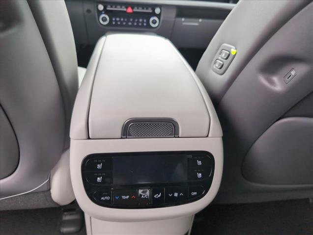 New 2026 Hyundai Ioniq 9 Limited w/ Tow & Go Package image 17