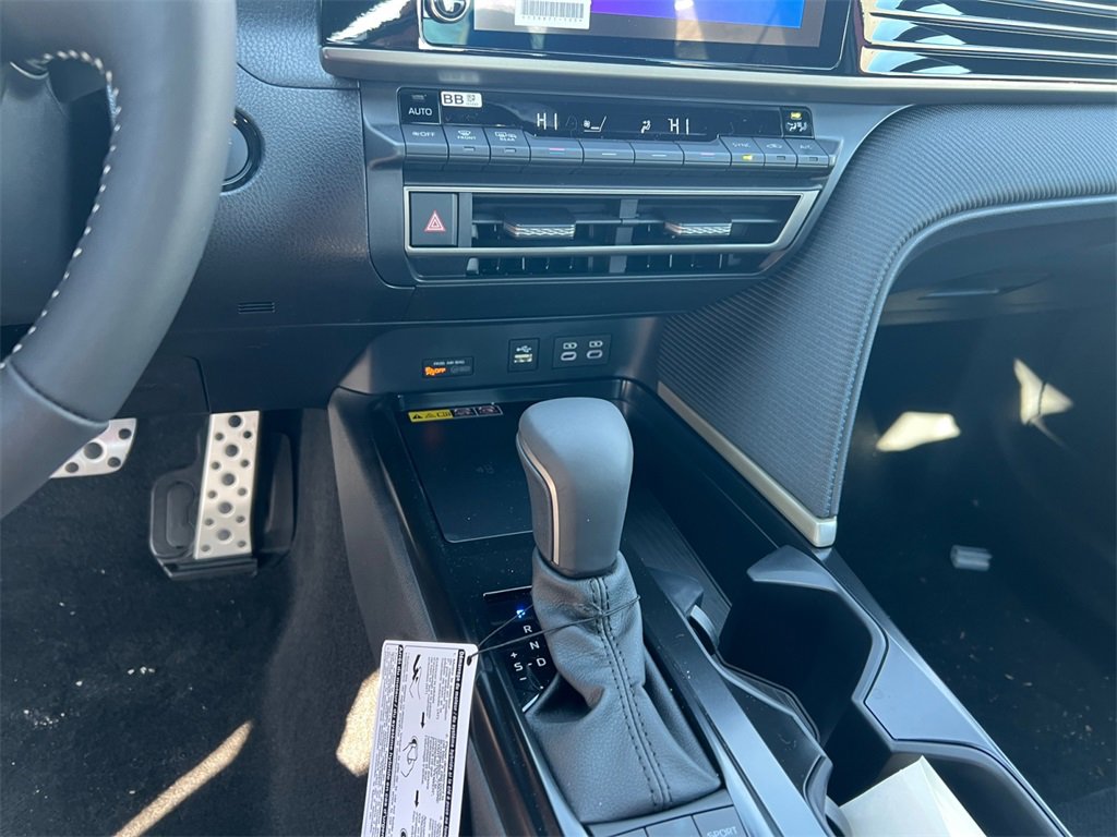 New 2026 Toyota Camry SE image 11