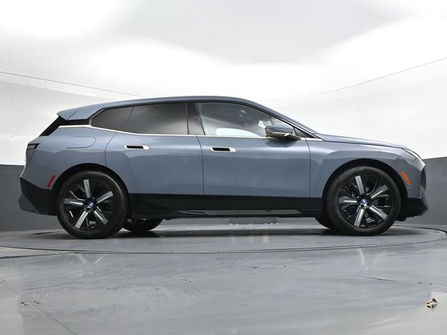 Used 2023 BMW iX xDrive50 w/ Premium Package image 29