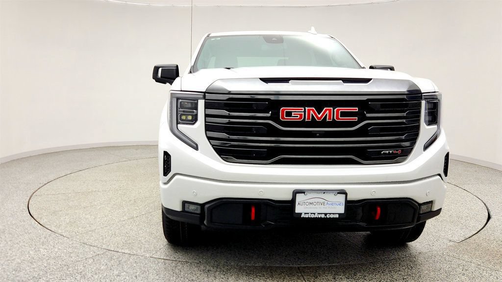 Used 2023 GMC Sierra 1500 AT4 AWD/4WD image 2