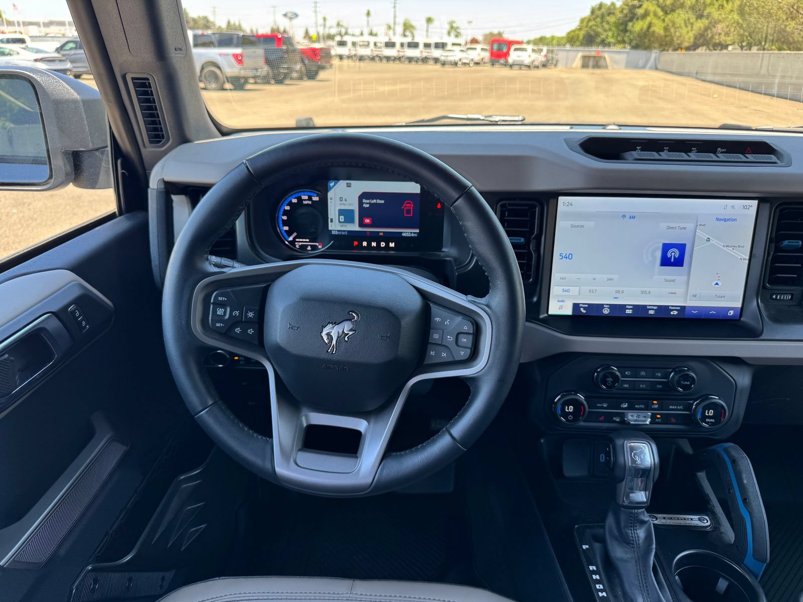 Used 2023 Ford Bronco Wildtrak AWD/4WD image 17