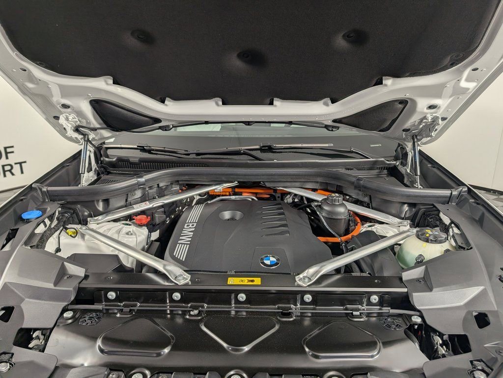 New 2026 BMW X5 xDrive50e image 20