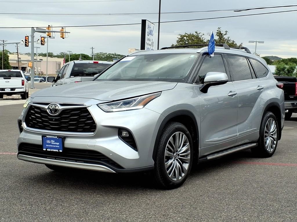 Used 2021 Toyota Highlander Platinum image 13