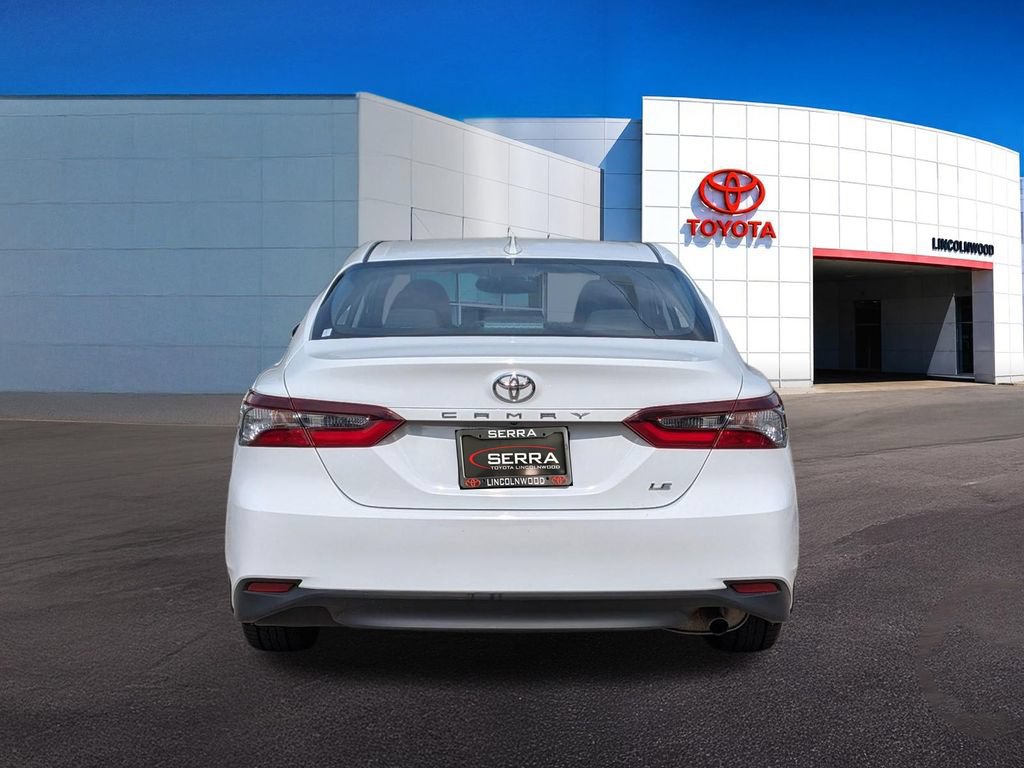 Used 2024 Toyota Camry LE FWD image 11