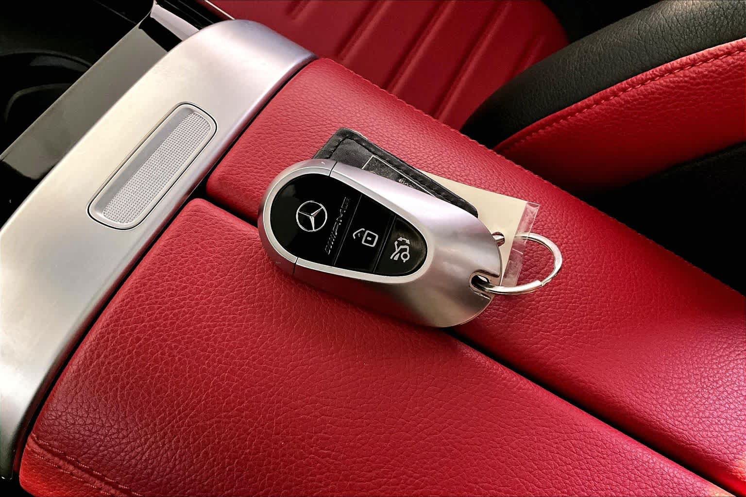 Used 2024 Mercedes-Benz GLC 43 AMG 4MATIC image 15