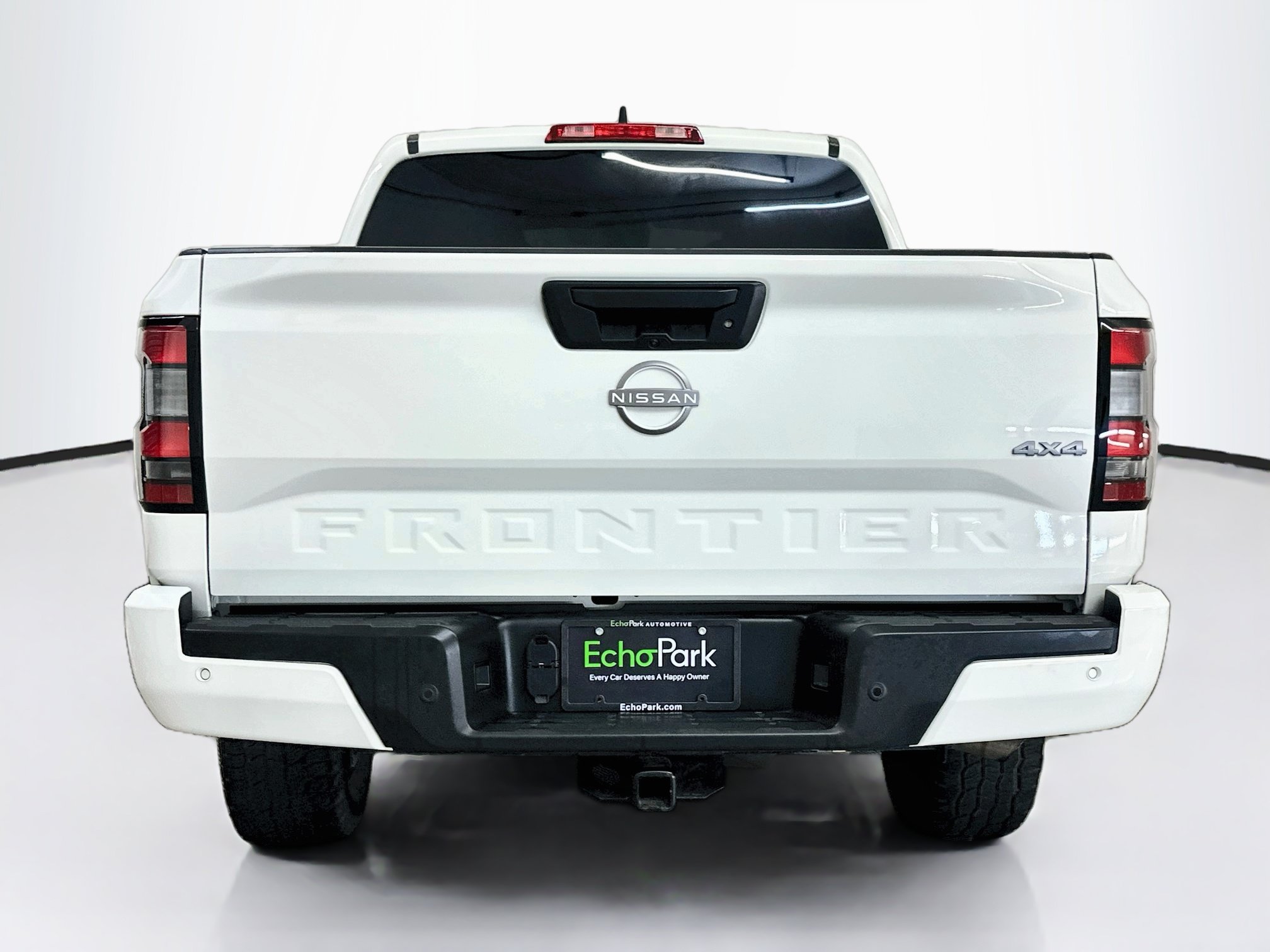 Used 2025 Nissan Frontier SV AWD/4WD image 7