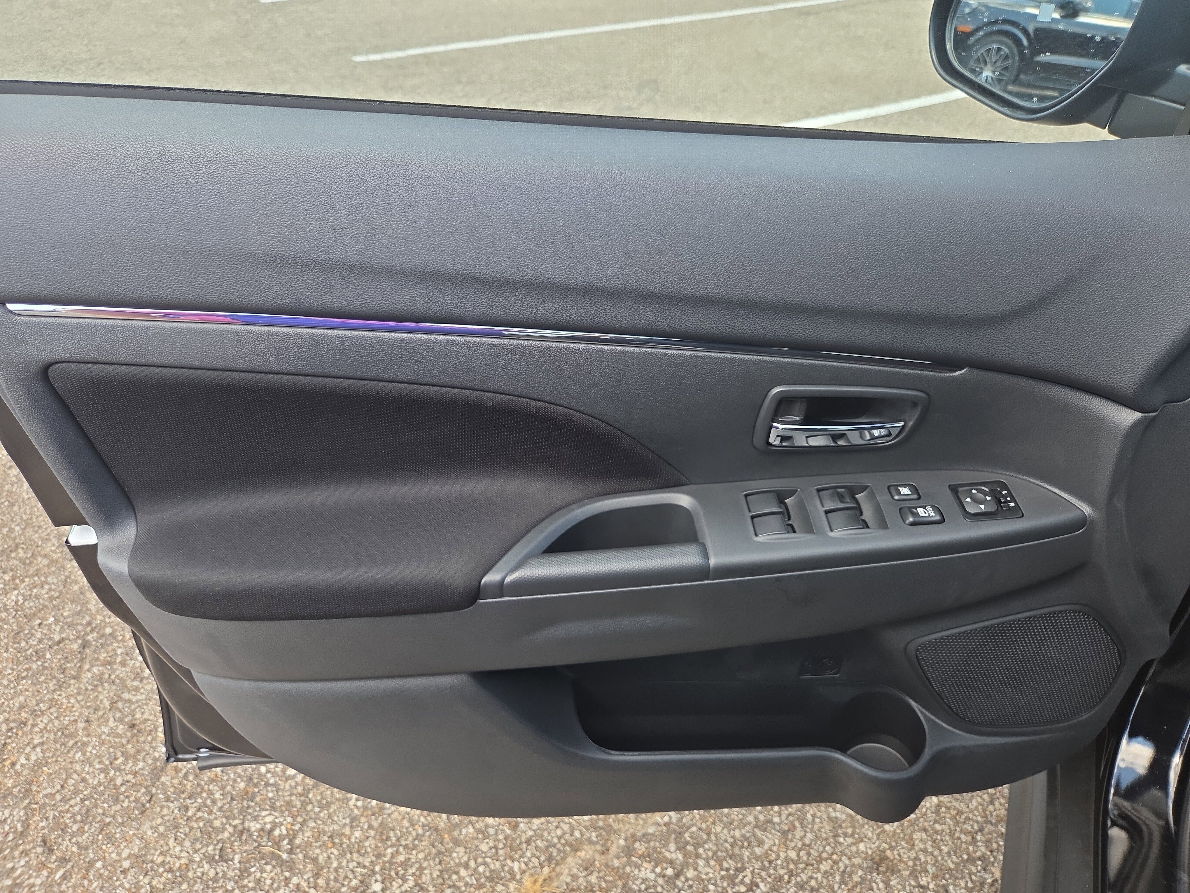 New 2025 Mitsubishi Outlander Sport image 5