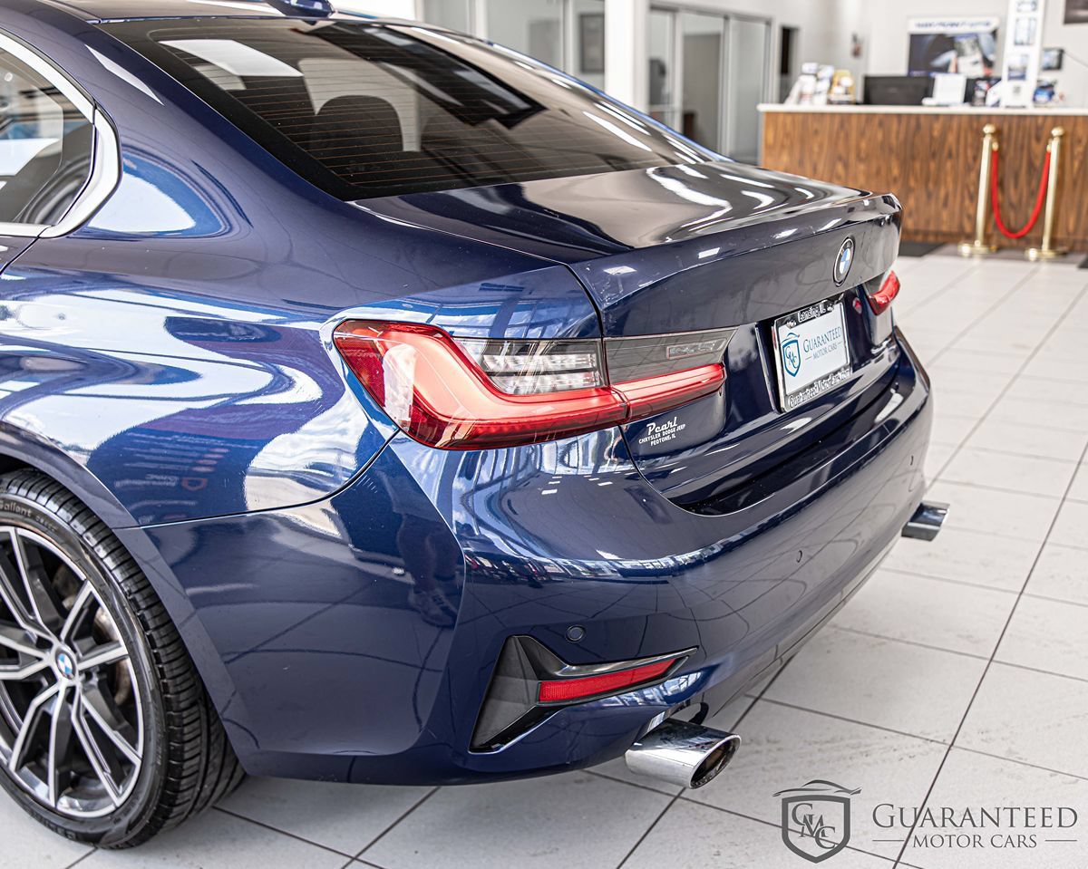 Used 2019 BMW 330i xDrive Sedan w/ Convenience Package AWD/4WD image 14
