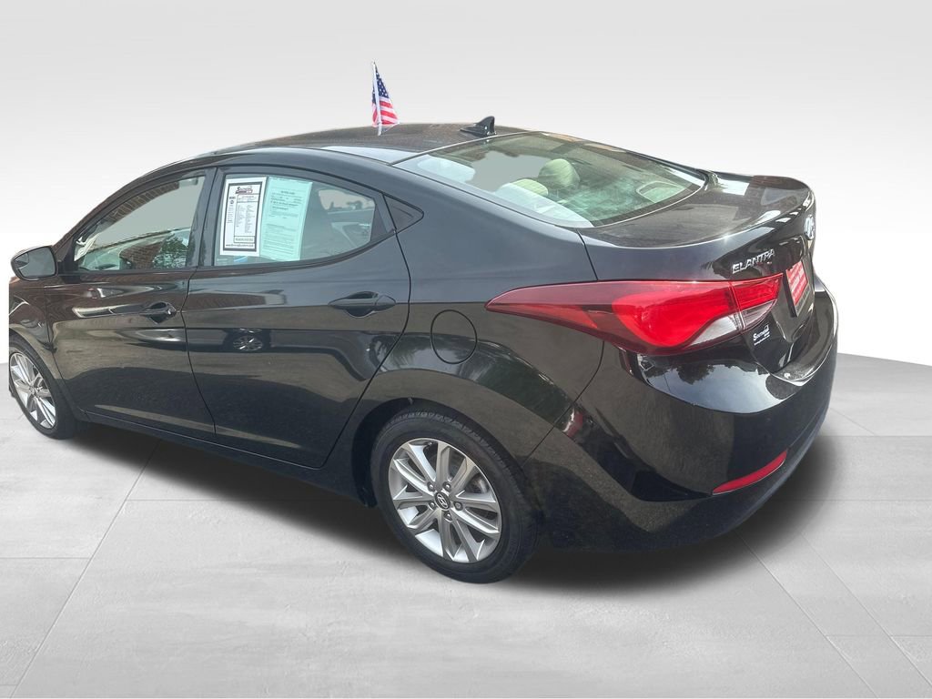 Used 2014 Hyundai Elantra SE w/ Option Group 02 FWD image 9