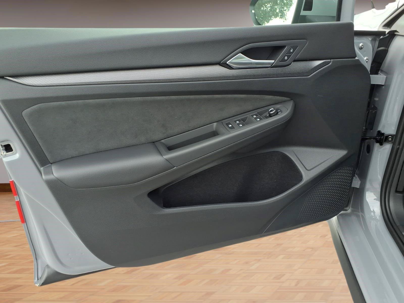 New 2026 Volkswagen Golf S FWD image 19
