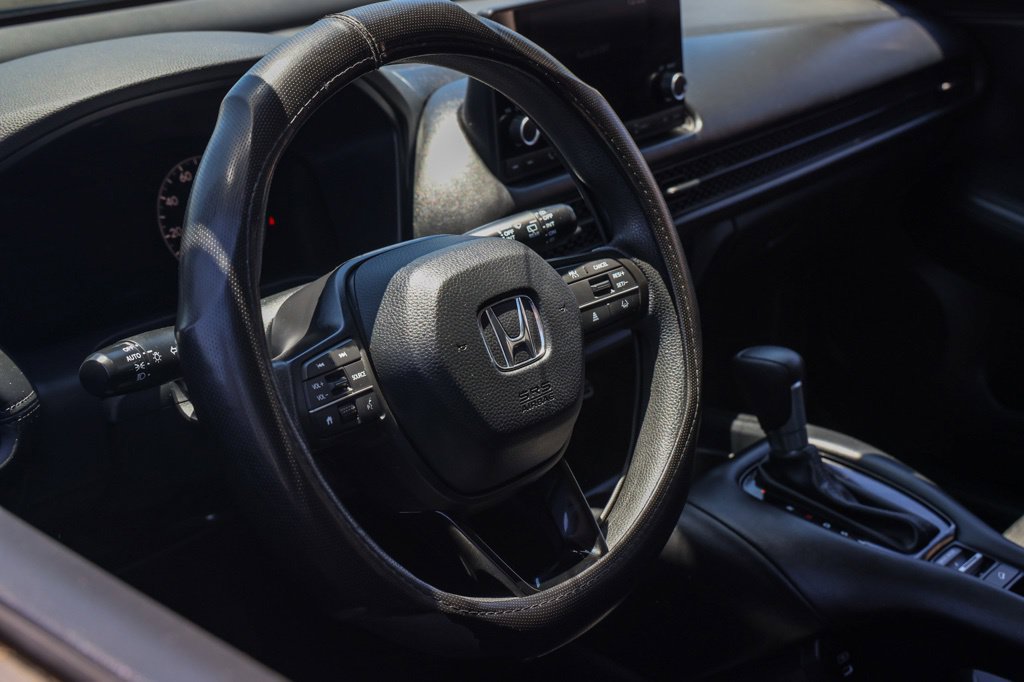 Used 2024 Honda HR-V LX image 14