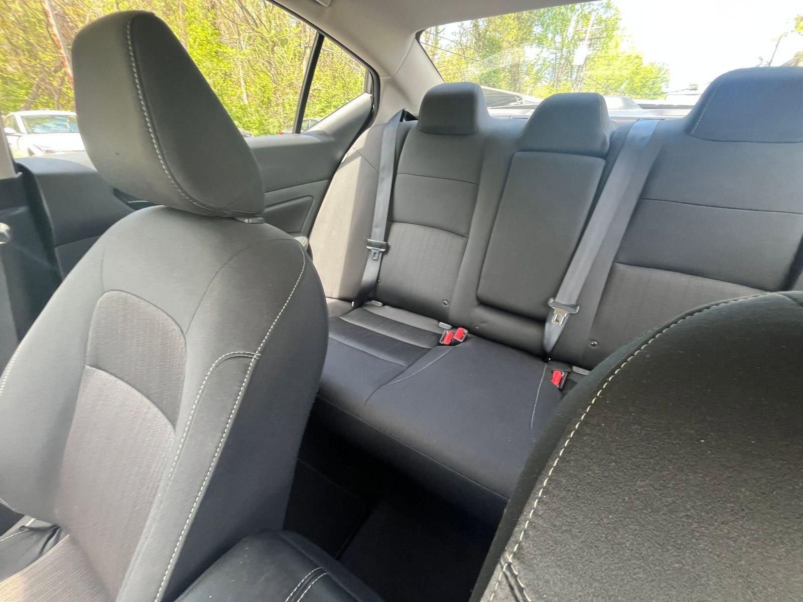 Used 2025 Nissan Altima 2.5 SV image 34