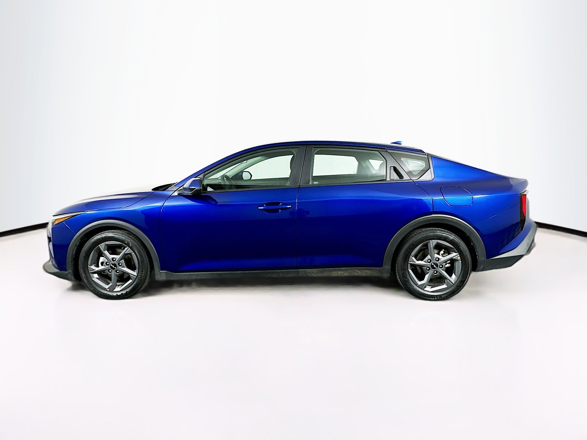 Used 2025 Kia K4 FWD image 4