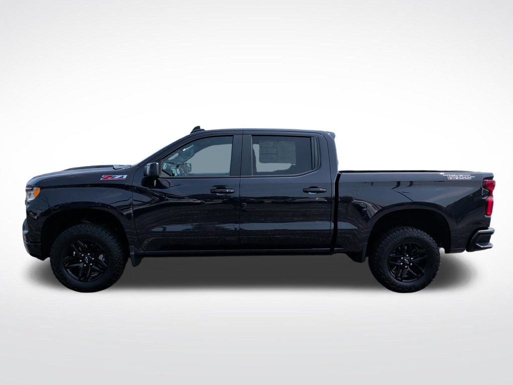 Used 2023 Chevrolet Silverado 1500 LT Trail Boss w/ LT Trail Boss Premium Package AWD/4WD image 4