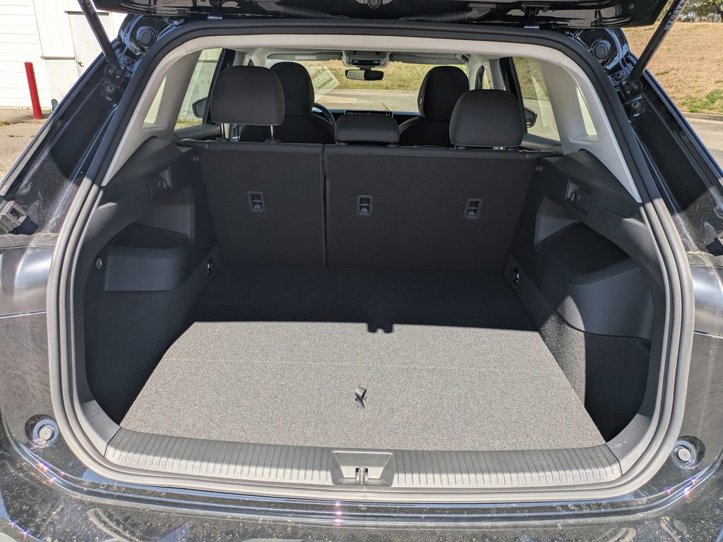 New 2026 Volkswagen Tiguan S image 13