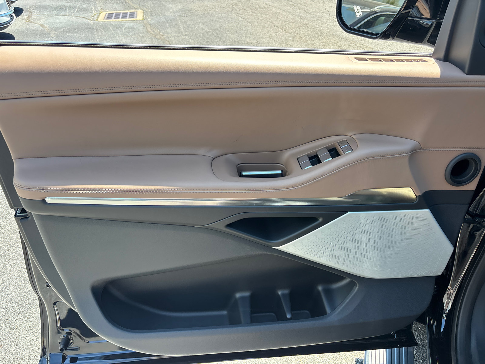 New 2026 Lincoln Navigator L Black Label AWD/4WD image 11