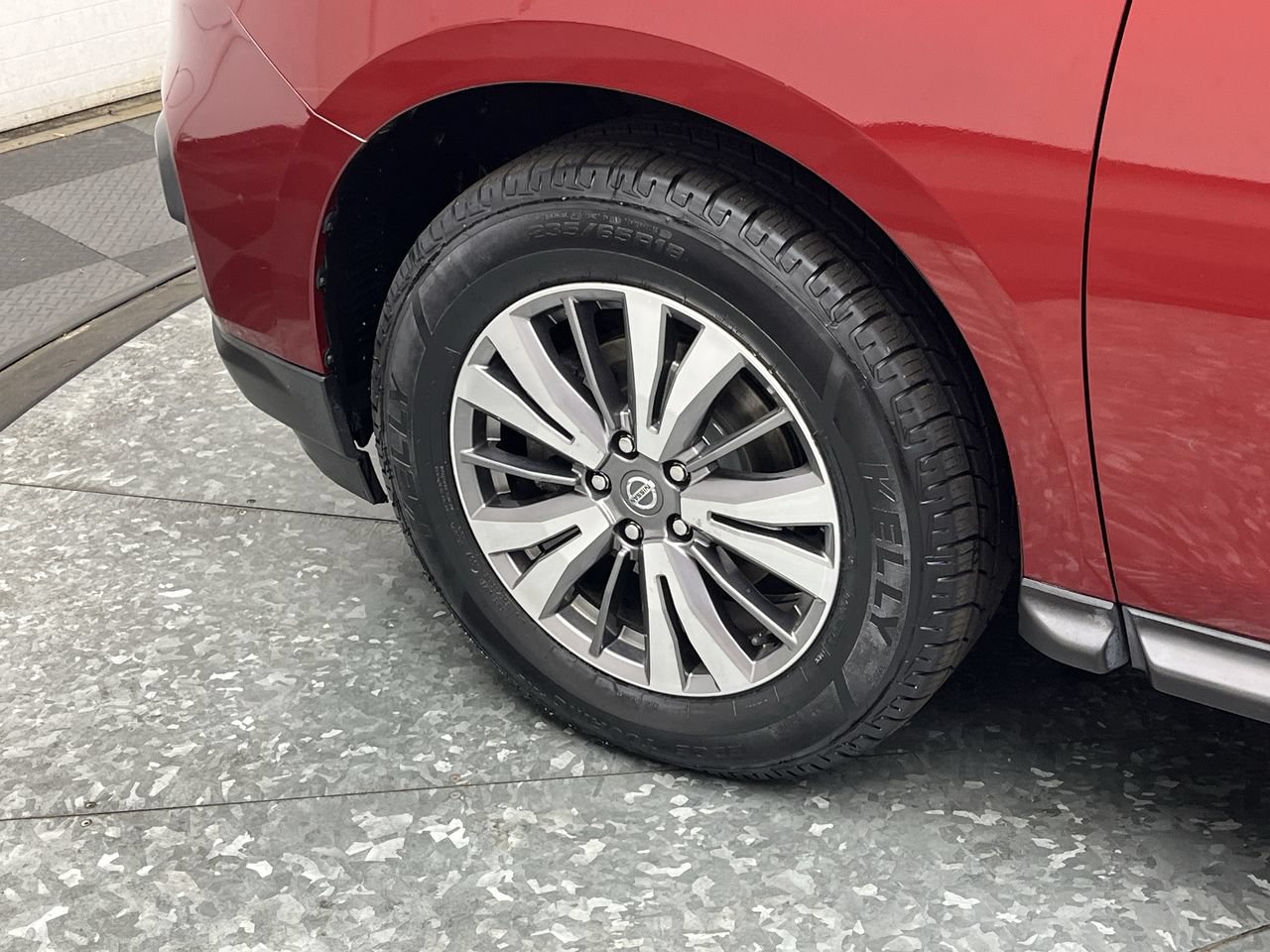 Used 2020 Nissan Pathfinder SV AWD/4WD image 30