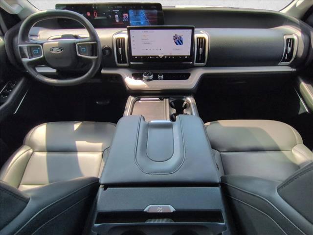 Used 2026 Ford Expedition Max Active RWD image 17