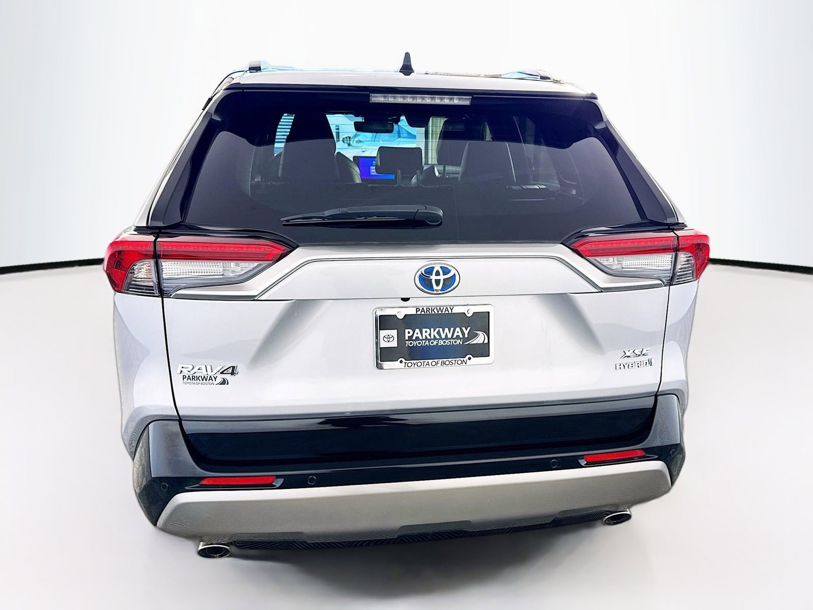 Used 2024 Toyota RAV4 XSE w/ Advanced Technology Package image 6