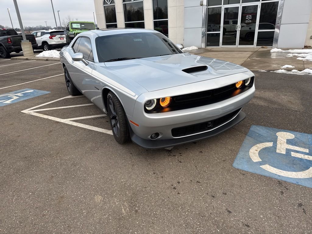Used 2020 Dodge Challenger R/T w/ Plus Package image 3