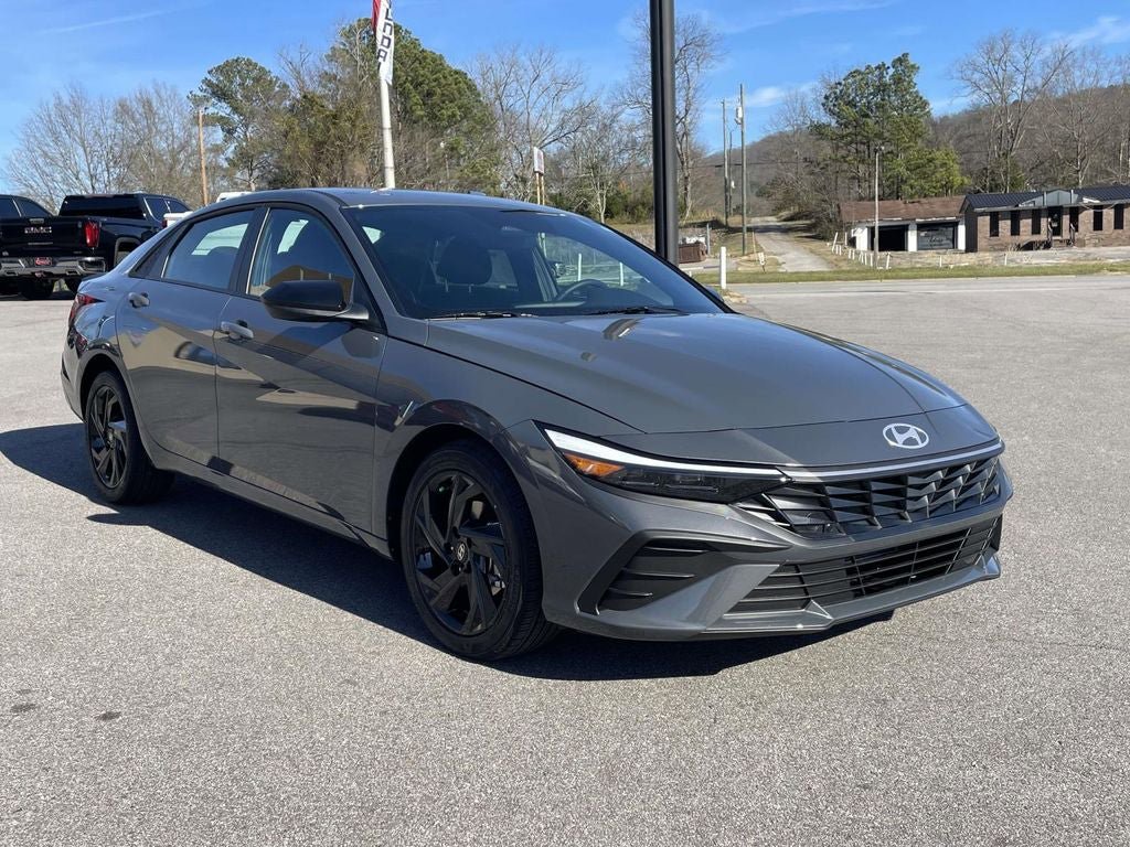 New 2026 Hyundai Elantra Sport image 7