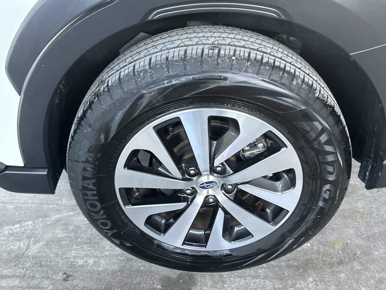 Used 2025 Subaru Outback Premium AWD/4WD image 10