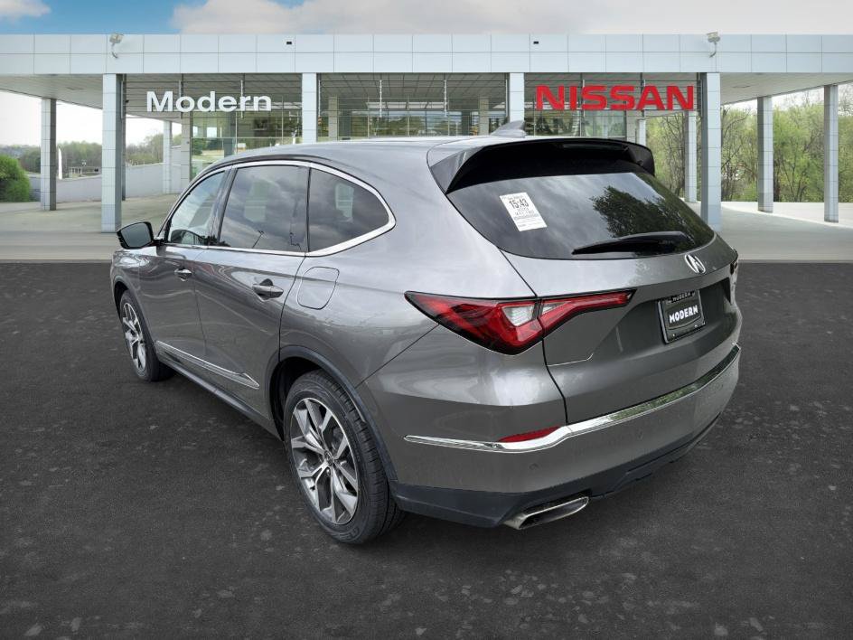 Used 2023 Acura MDX FWD w/ Technology Package image 3