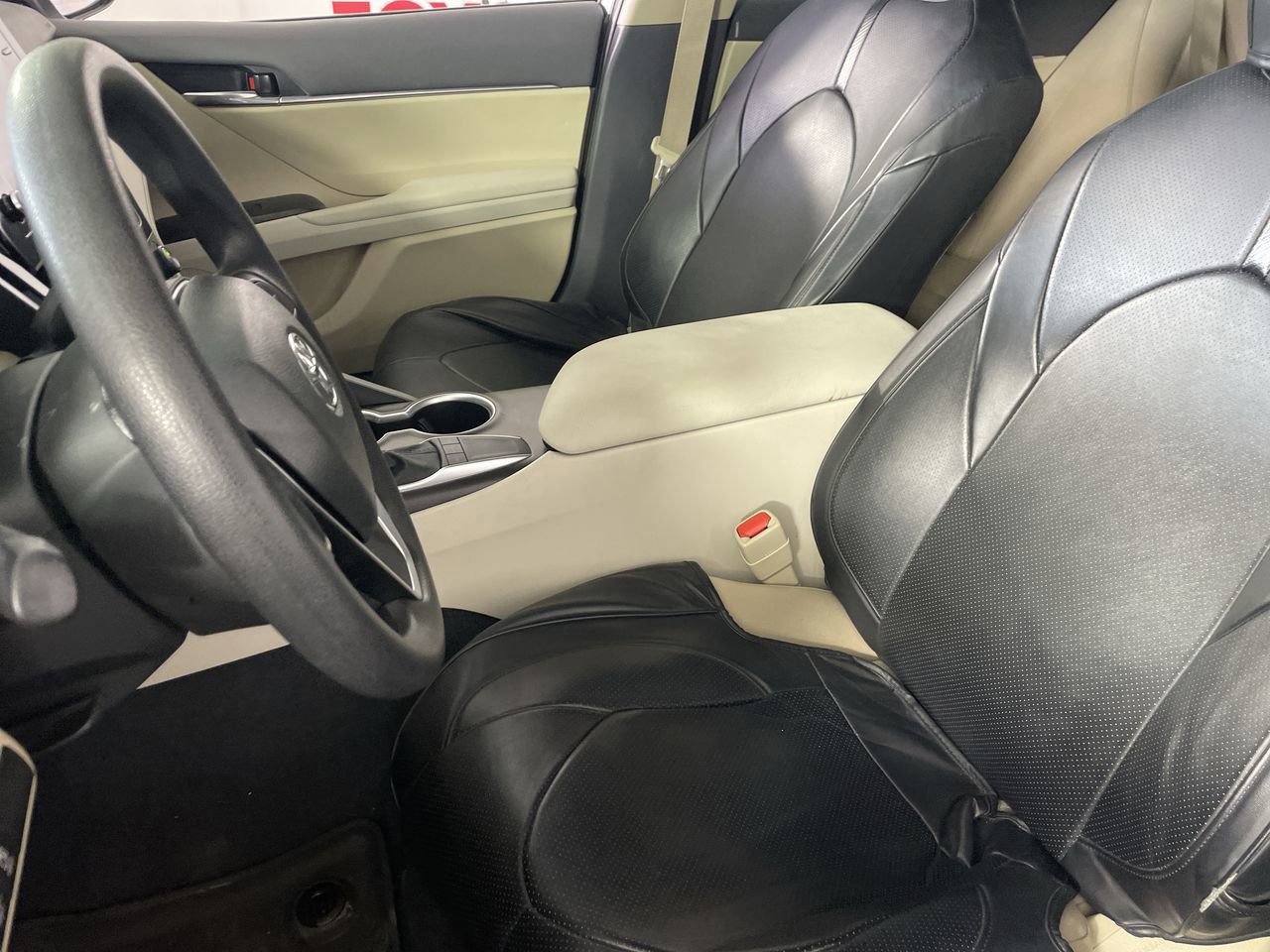 Used 2024 Toyota Camry LE FWD image 19