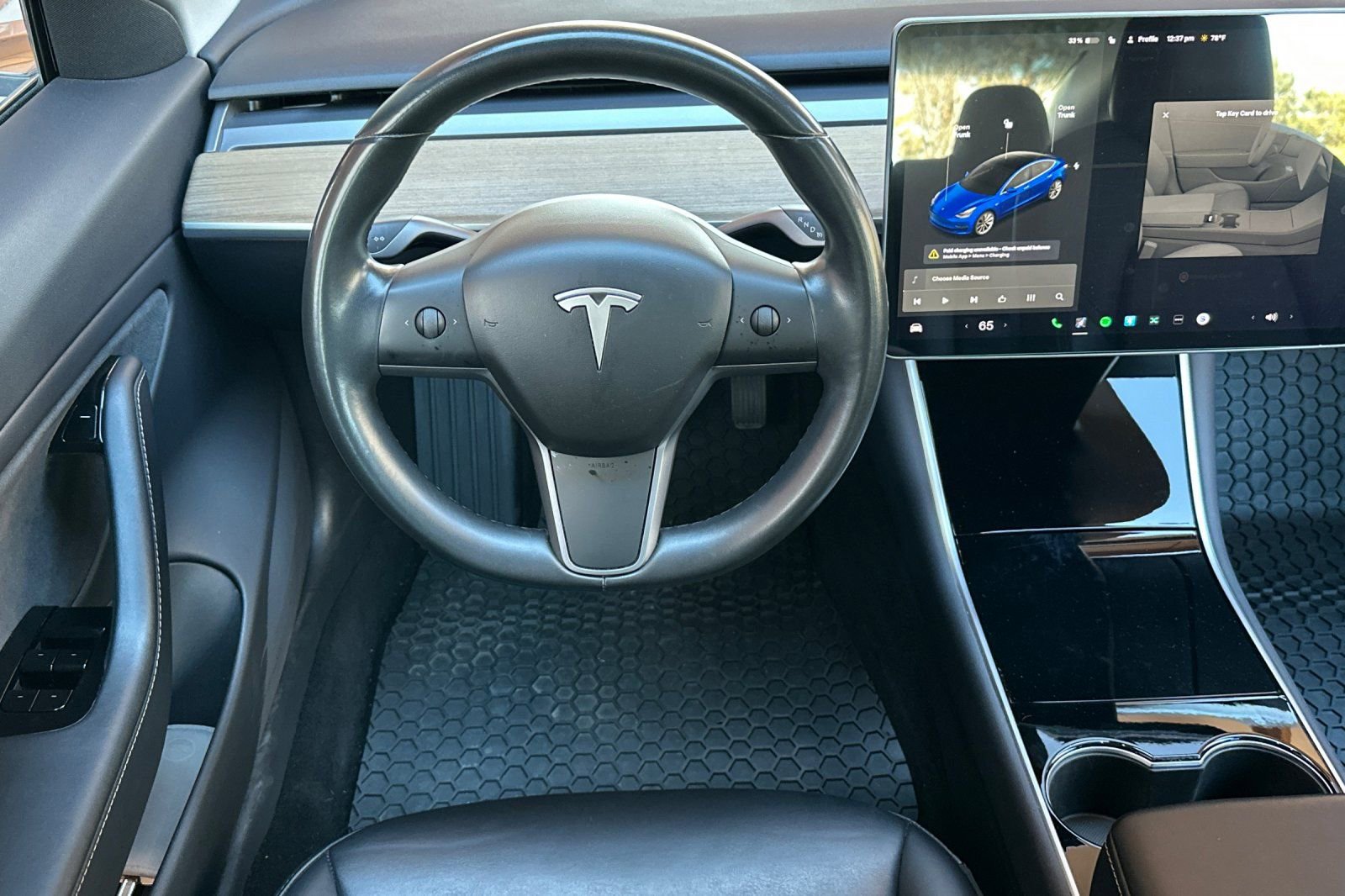 Used 2018 Tesla Model 3 Long Range image 18