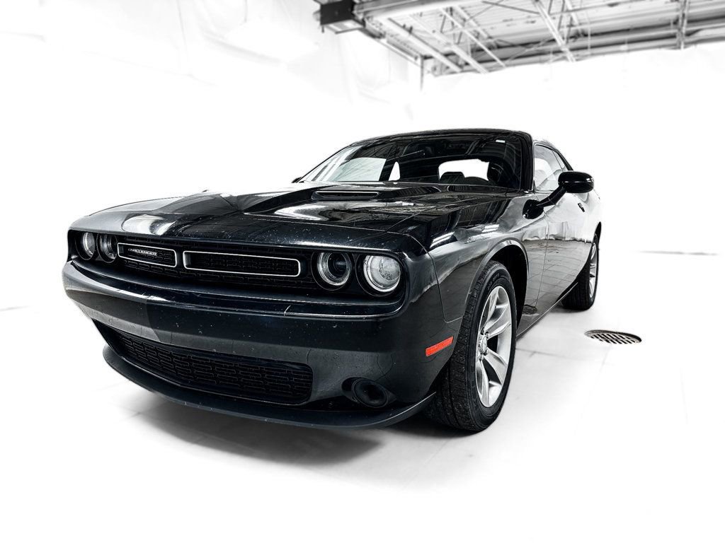 Used 2015 Dodge Challenger SXT