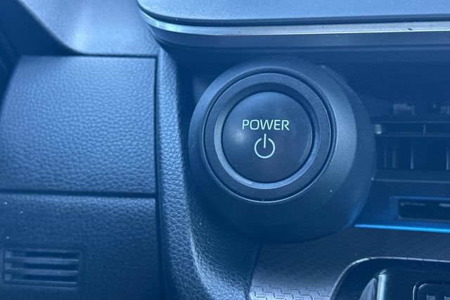 Used 2023 Toyota Prius XLE FWD image 25