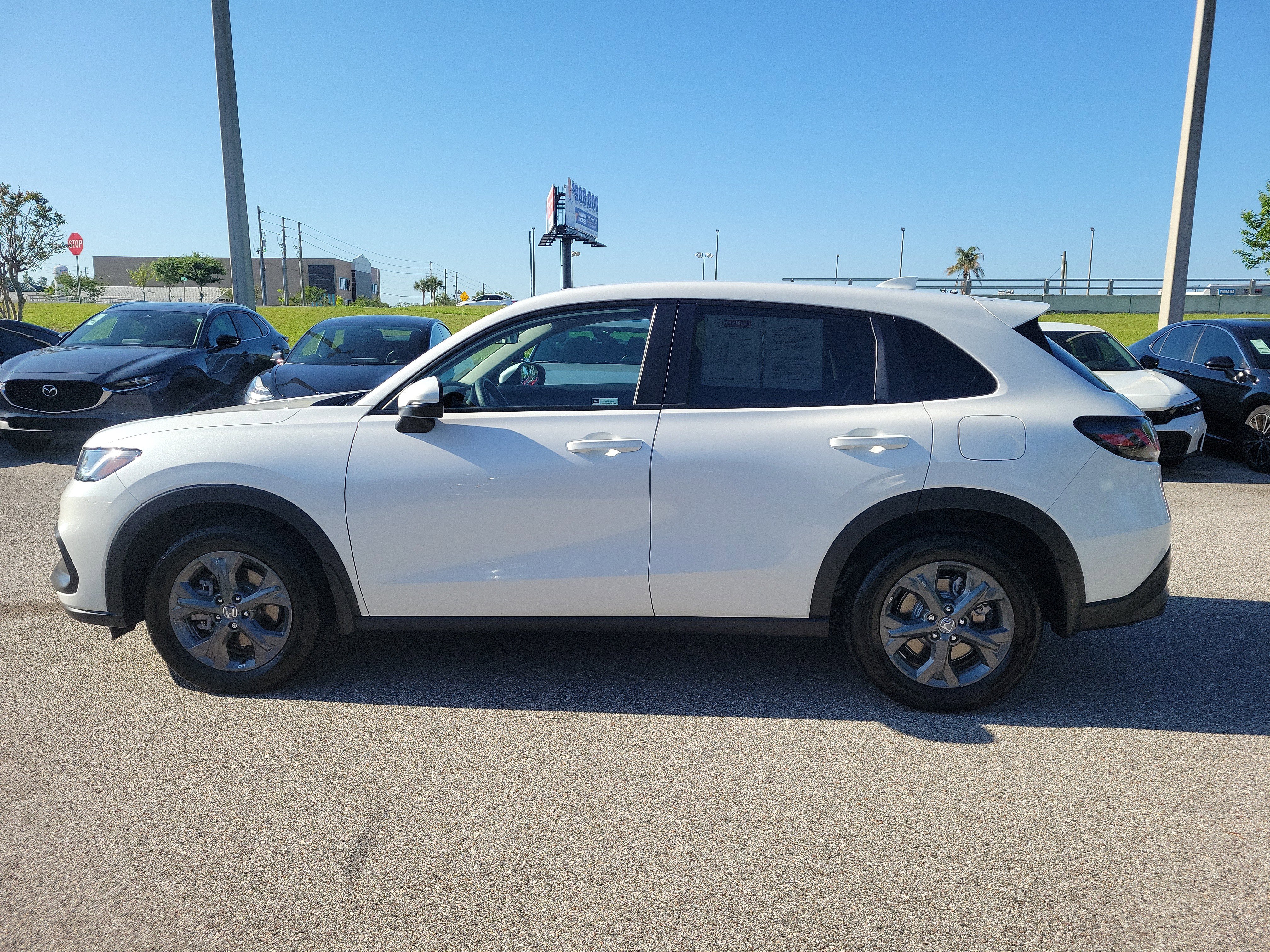 Used 2026 Honda HR-V LX image 4